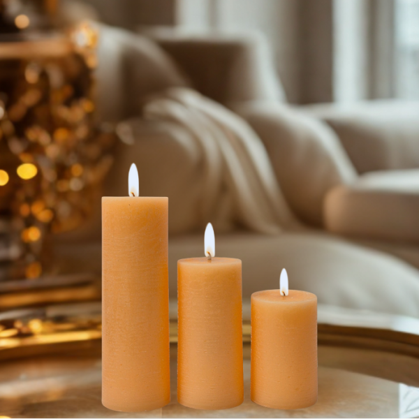 נרות סויה ריחניים בשלושה גדלים, מוארים ומוסיפים אווירה לבית.